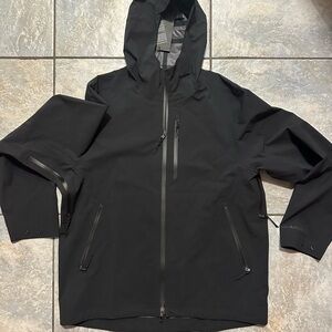 Lululemon Men's Black Waterproof Jacket
